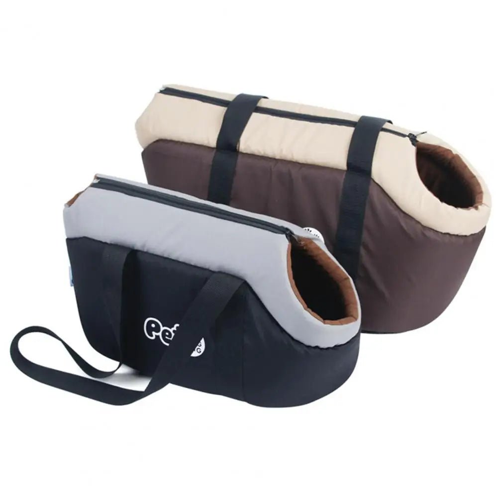 Visão lateral da bolsa de colo para pets pequenos mostrando alça ajustável e bolso externo