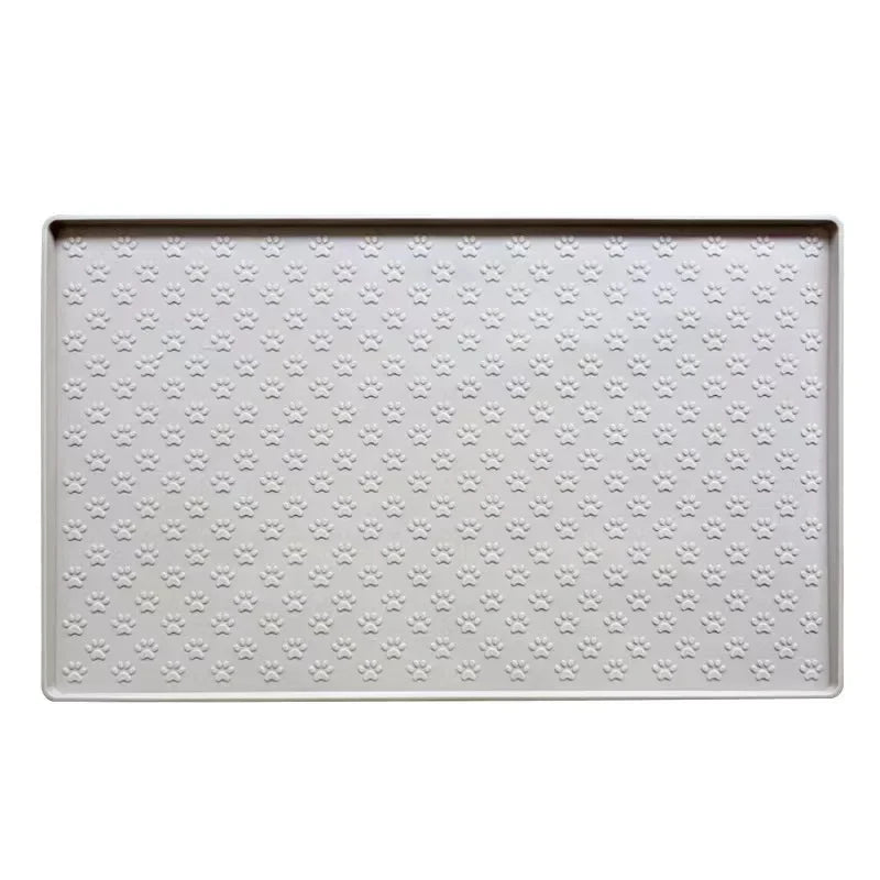 Tapete de silicone antiderrapante para pets facilitando a limpeza após a alimentação