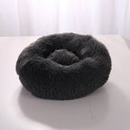 Cama nuvem para cães e gatos Madrupet em ambiente de sala, mostrando uso prático e confortável