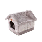 Detalhe do enchimento macio e costura reforçada da casinha para pet até 4kg