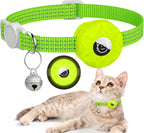 Detalhe do fecho ajustável da coleira para gatos compatível com GPS para melhor fixação