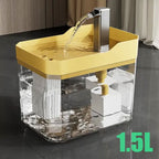 Bebedouro fonte para pets na cor branca com design moderno e compacto — Madrupet