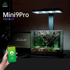 Luminária LED ajustável para aquário com base magnética iluminando plantas aquáticas