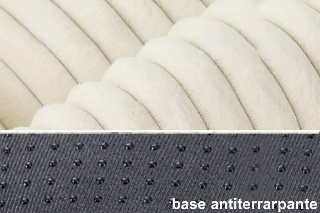 Cama ortopédica para pets em cor cinza, destacando o tecido lavável e resistente para uso diário