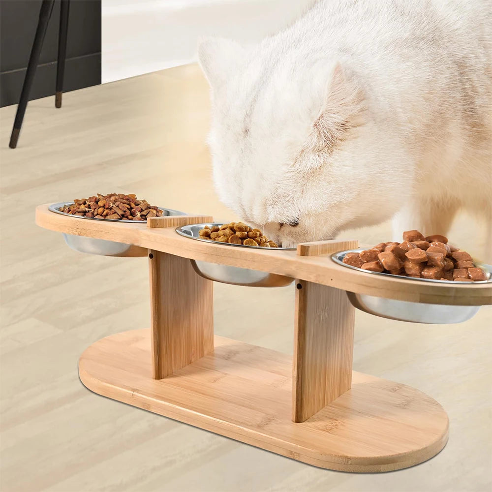 Comedouro alto inclinável para pets com suporte em madeira resistente e tigelas inox ergonômicas