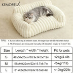 Gato relaxando na cama sofá pet listrada Madrupet, ambiente aconchegante e acolhedor