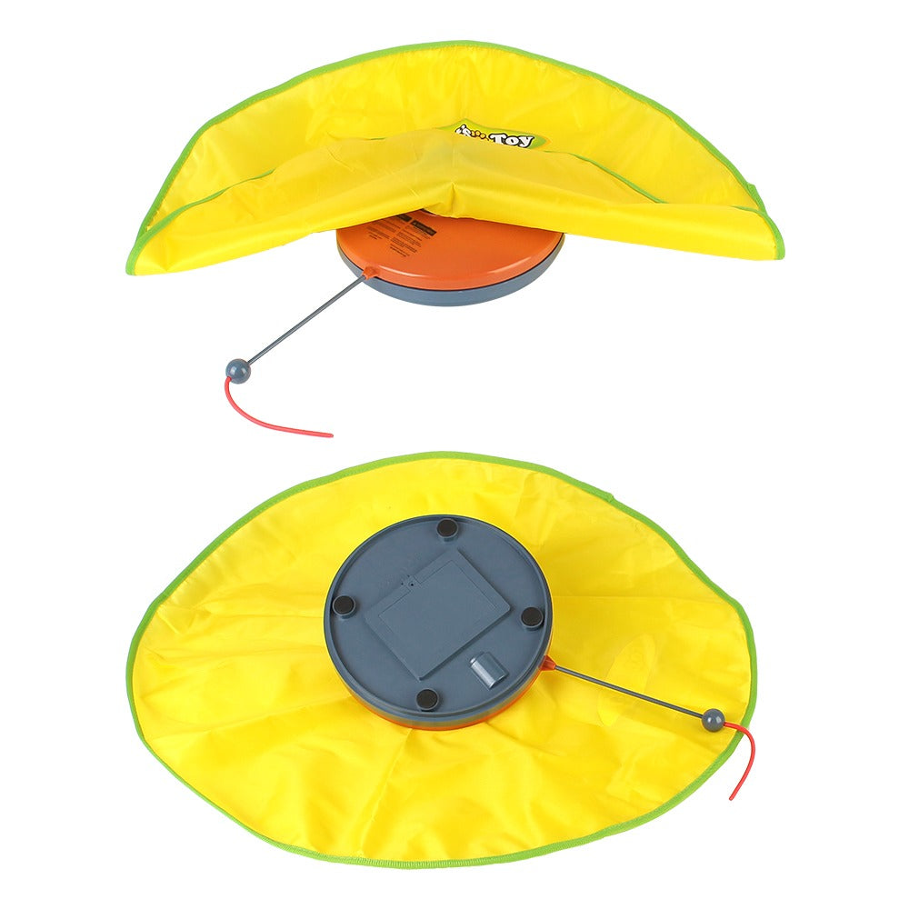 Detalhe do tapete brinquedo interativo para gatos com compartimentos para petiscos