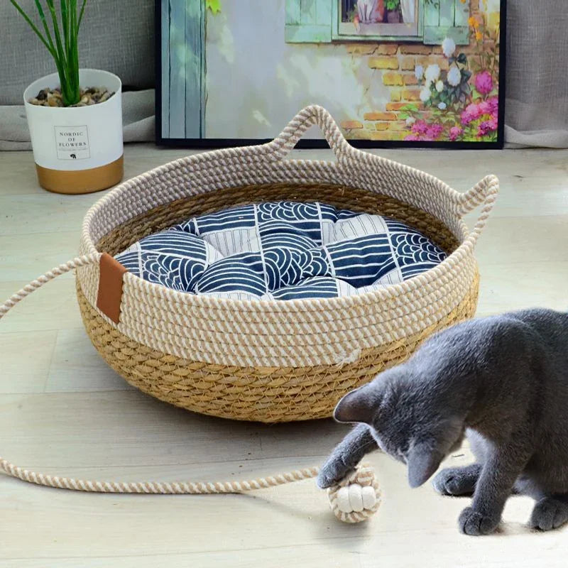 Detalhe do tecido respirável da cama rústica para gatos garantindo ventilação